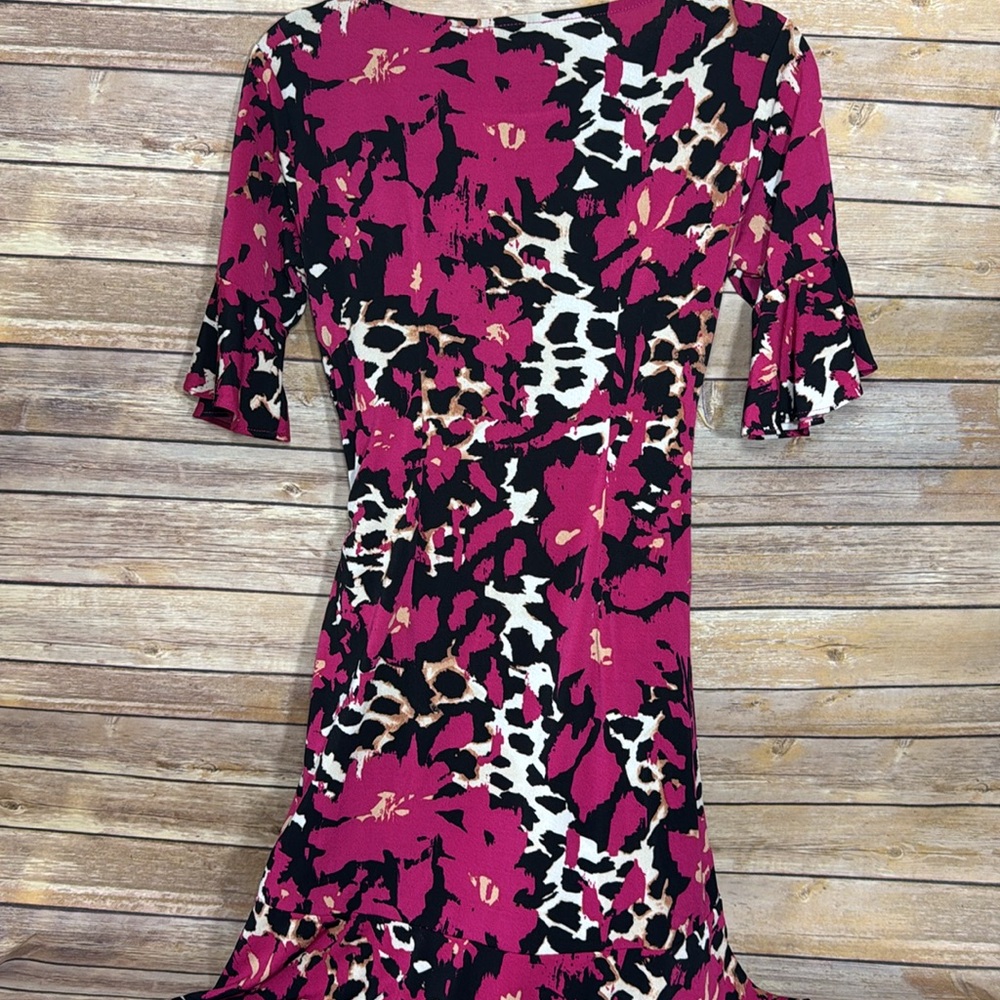 Notations faux wrap Stylish Pink and Black Animal Print Dress - Picture 5 of 8